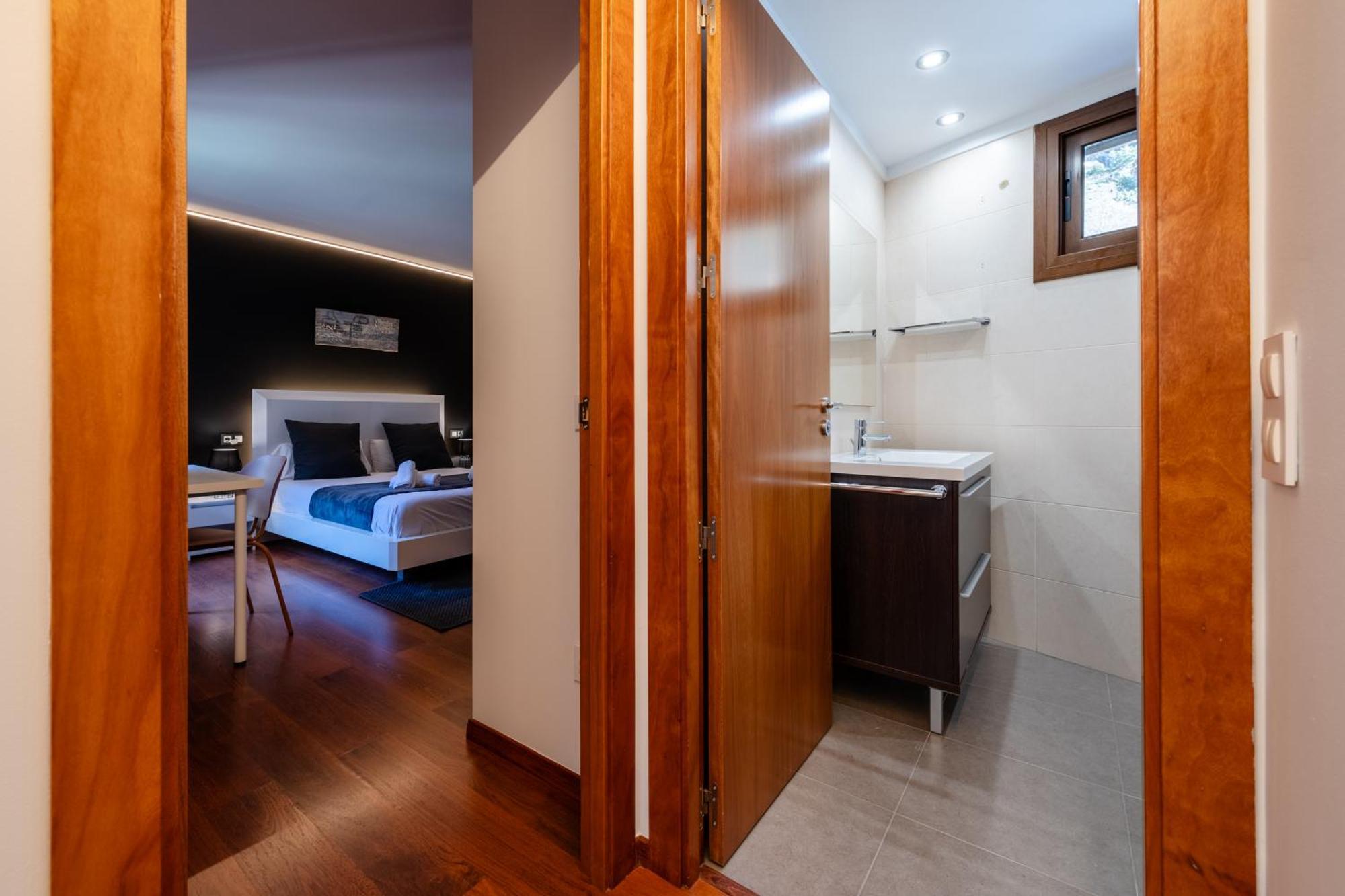 Apartamento Moderno Pic Negre Con Vistas Mas de Ribafeta Eksteriør bilde